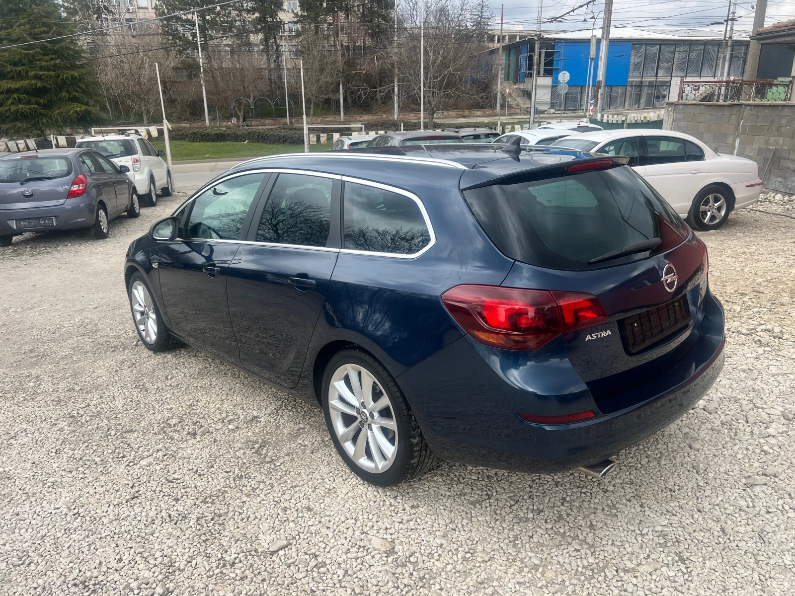 Opel Astra 1, 4 GPL 140к.с, снимка 3 - Автомобили и джипове - 53902782