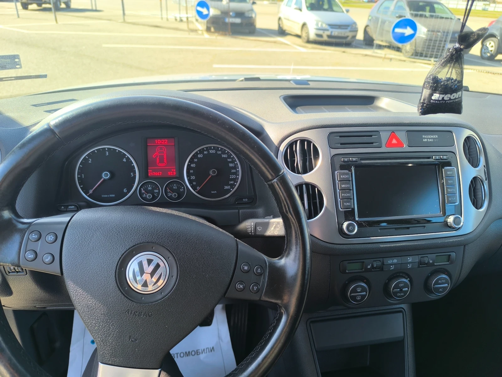 VW Tiguan 2.0 TDI, 140 к.с. 4 motion , снимка 11 - Автомобили и джипове - 54370064
