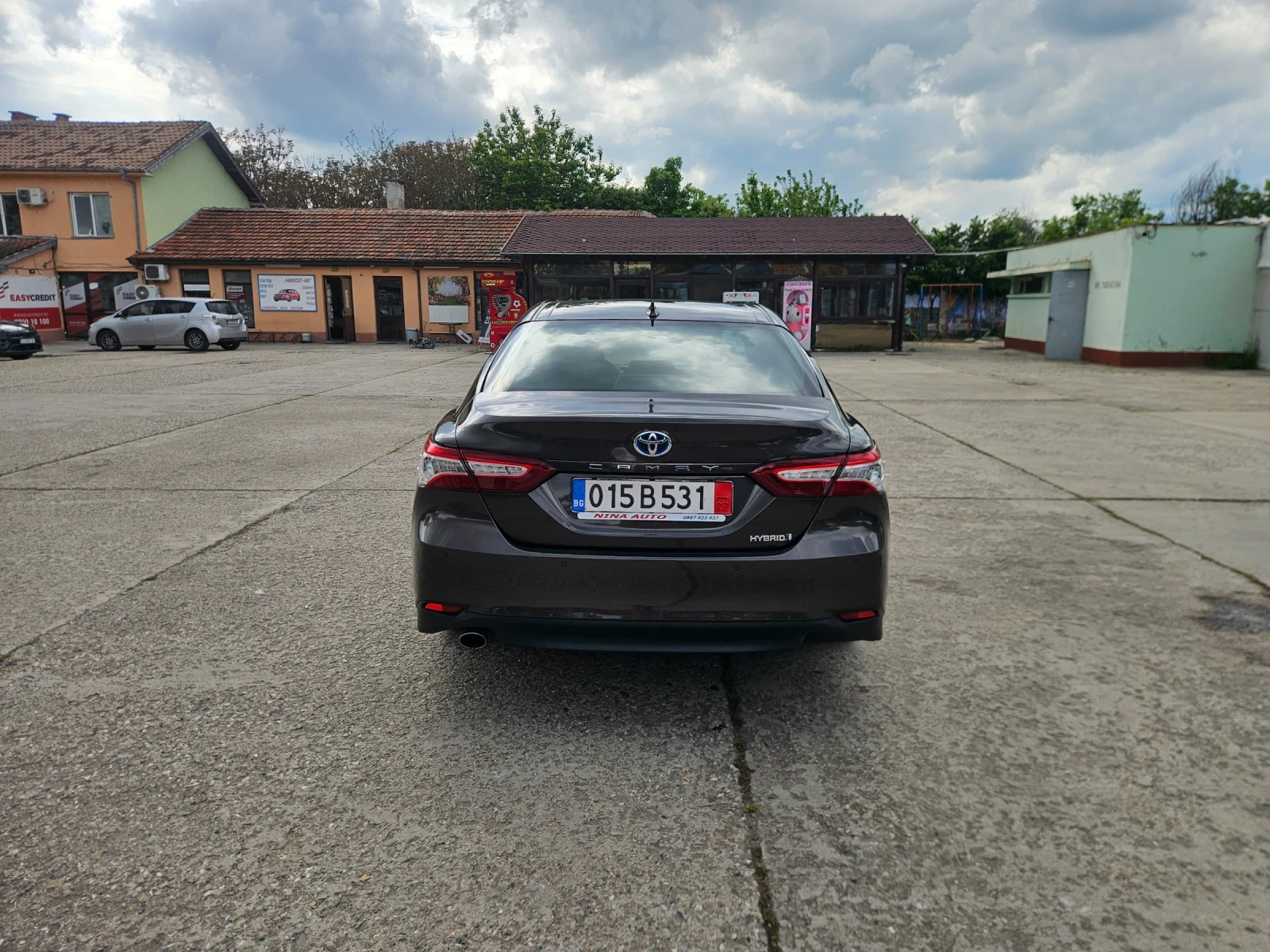 Toyota Camry 56000.km, снимка 6 - Автомобили и джипове - 54544481