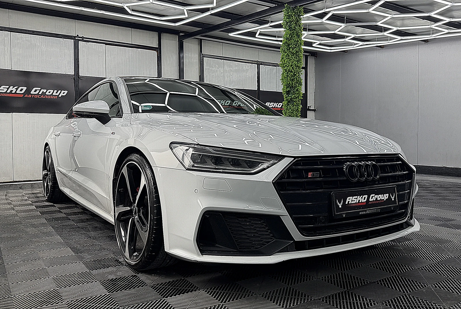 Audi A7 S-line+ + + /KeylessGo/Soft close/RS7/СОБСТВЕН ЛИЗ, снимка 3 - Автомобили и джипове - 54675271
