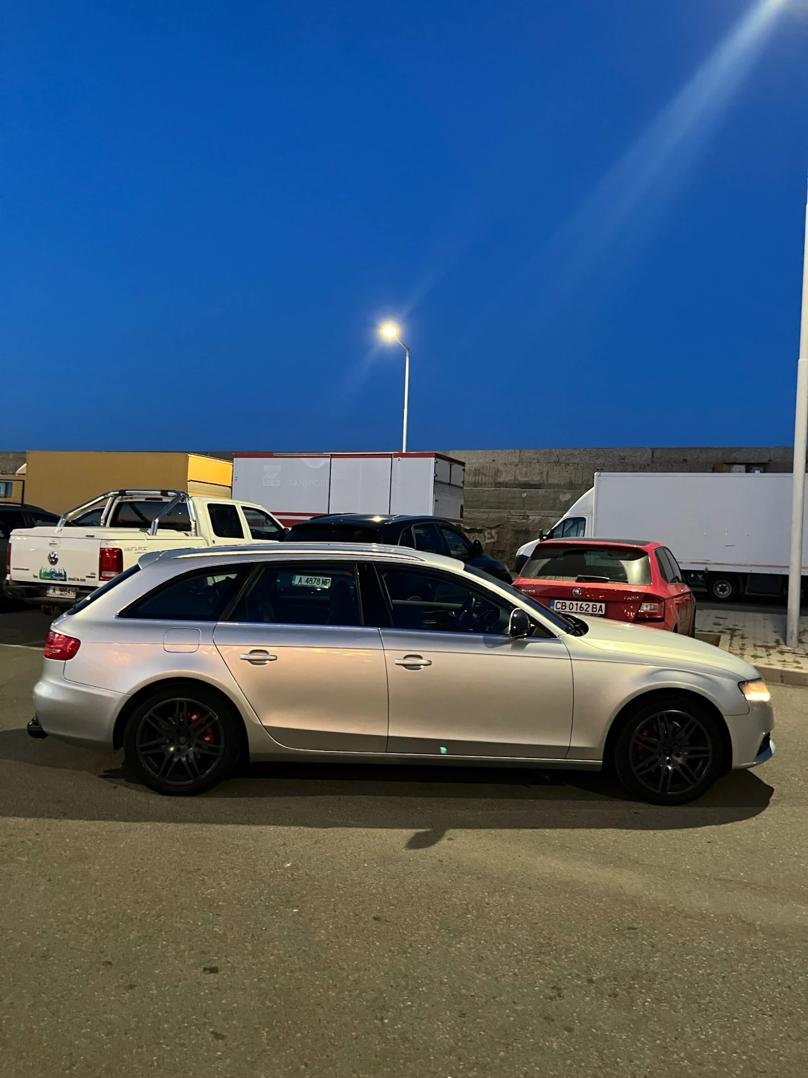 Audi A4, снимка 3 - Автомобили и джипове - 55249804