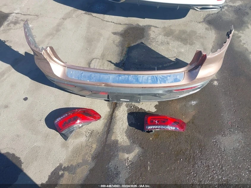 Mercedes-Benz EQB 250* RWD* ПОДГРЕВ* КОЖА* КАМЕРА* KEYLESS* , снимка 7 - Автомобили и джипове - 55513277