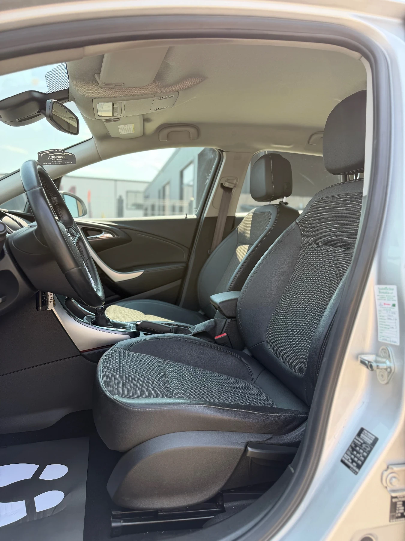 Opel Astra * 1.4T* LPG* Facelift* 2014* , снимка 12 - Автомобили и джипове - 55653874