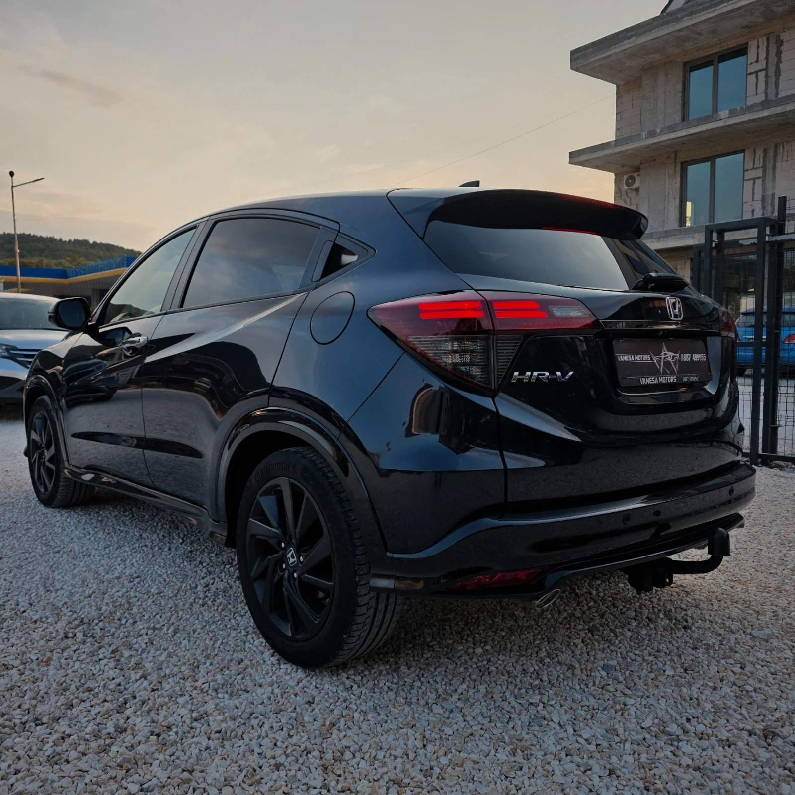 Honda Fr-v С-История 1, 5 VTEC 182 кс , снимка 4 - Автомобили и джипове - 55827564