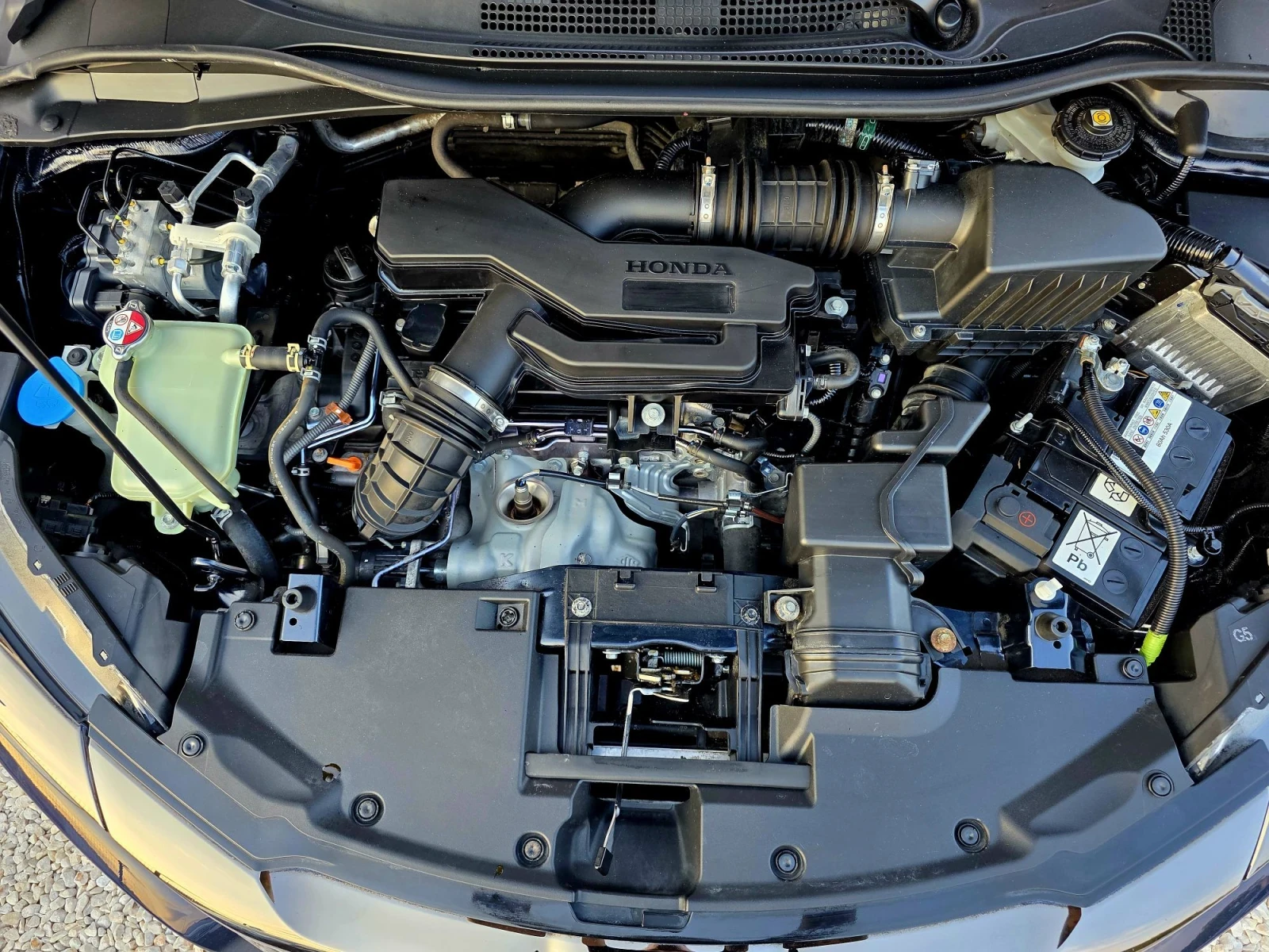 Honda Fr-v С-История 1, 5 VTEC 182 кс , снимка 16 - Автомобили и джипове - 55827564