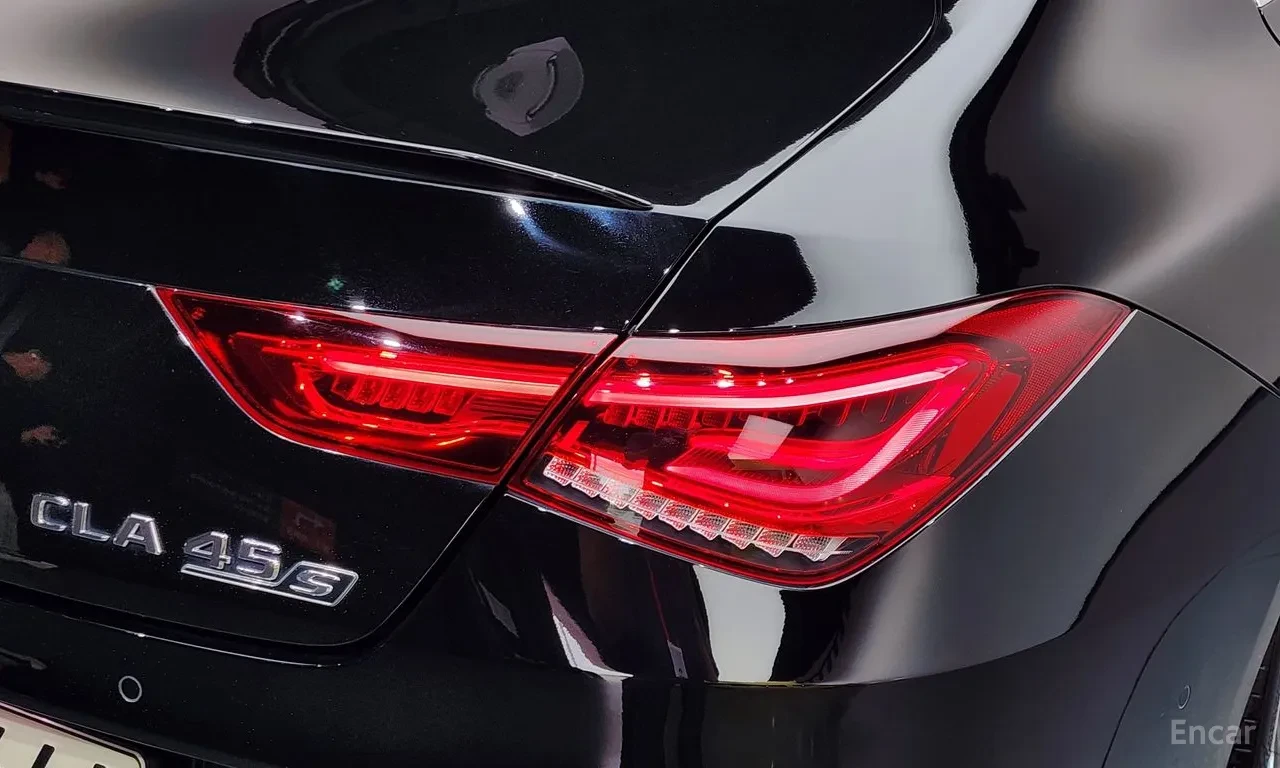 Mercedes-Benz CLA 45 AMG S 4 MATIC, снимка 4 - Автомобили и джипове - 56119746