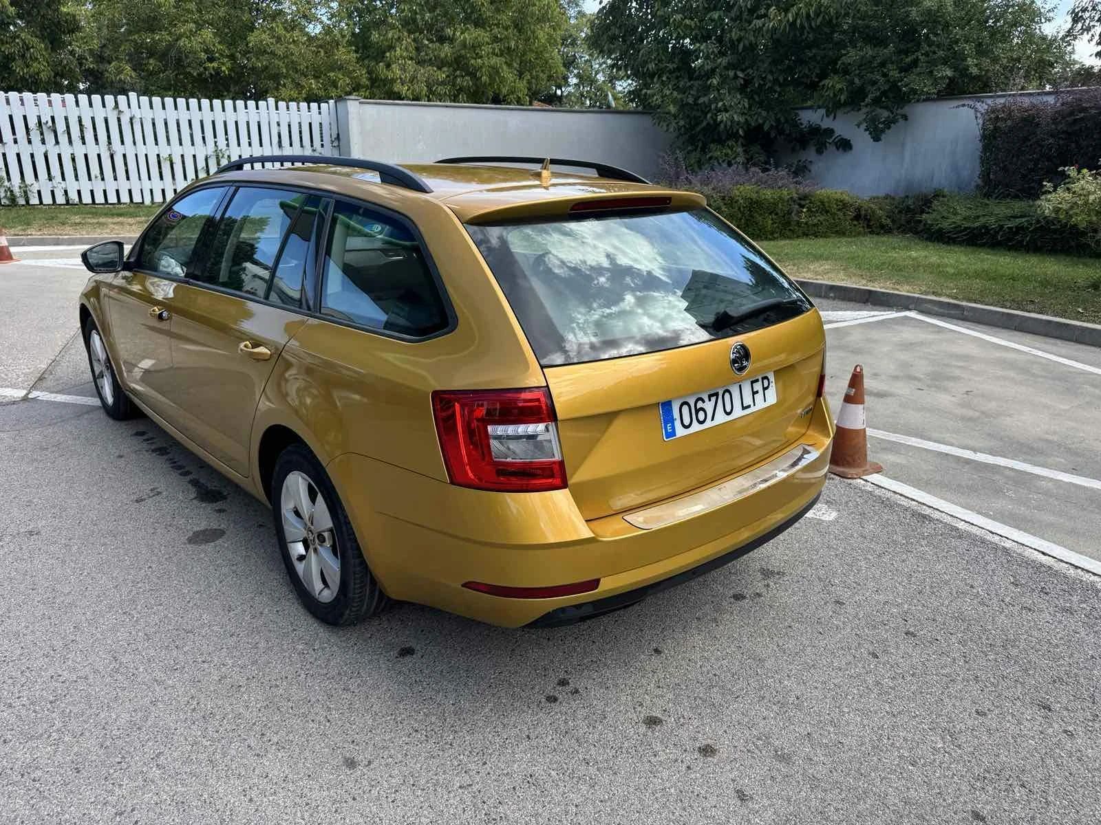 Skoda Octavia 1 5 метан  нов внос 8777, снимка 13 - Автомобили и джипове - 56303993