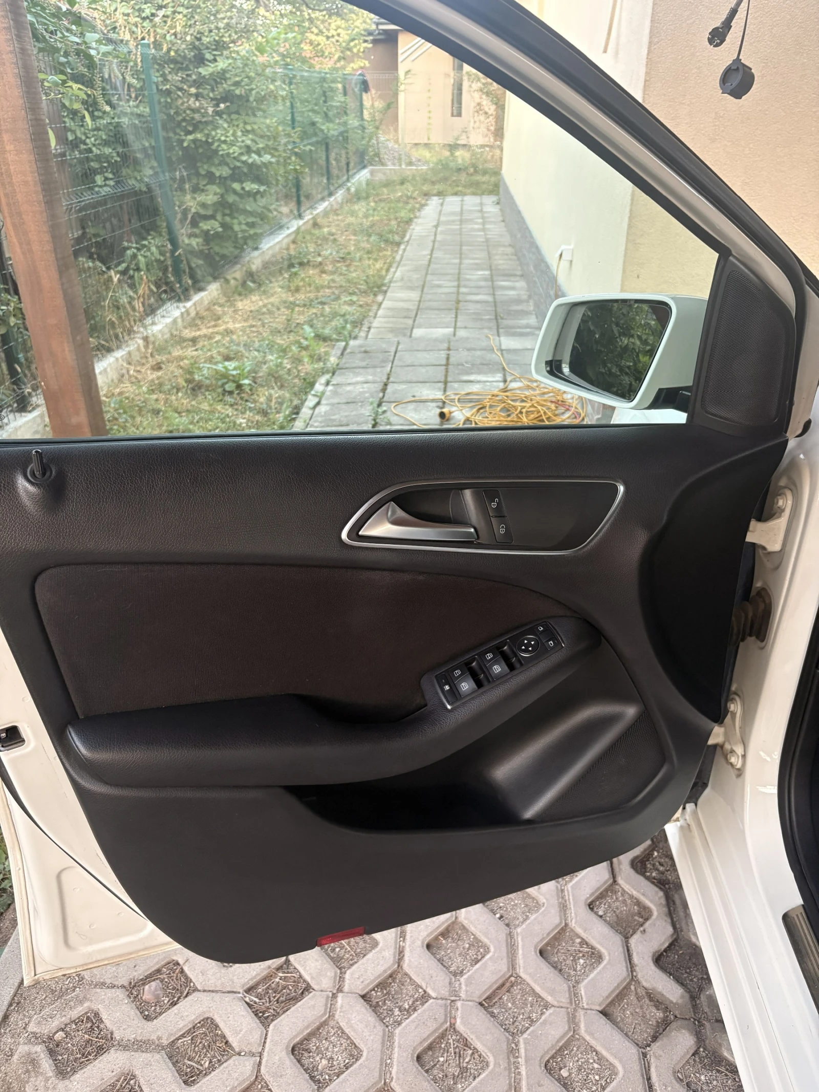 Mercedes-Benz B 180, снимка 7 - Автомобили и джипове - 56408752
