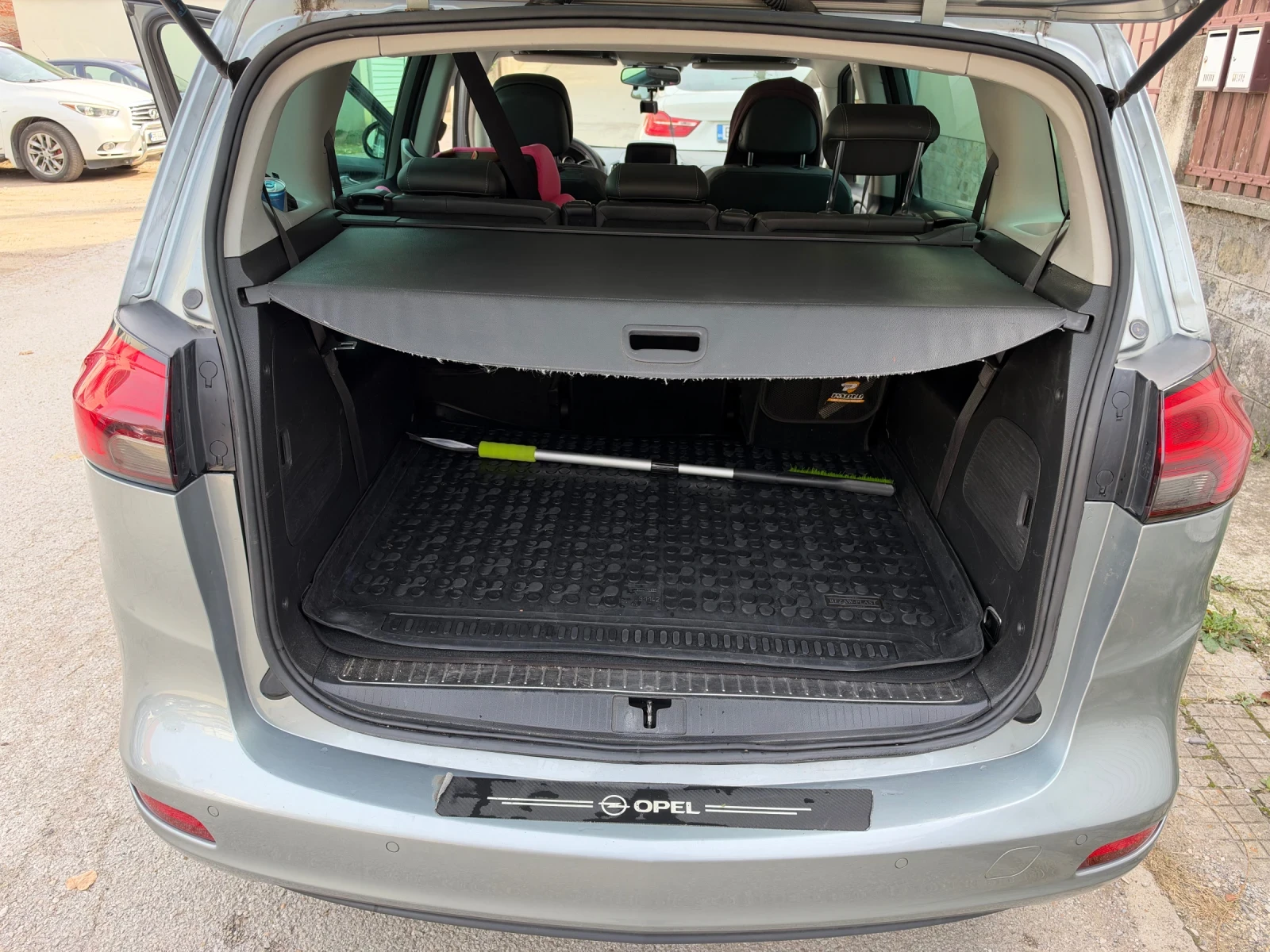 Opel Zafira Tourer, снимка 7 - Автомобили и джипове - 56576848