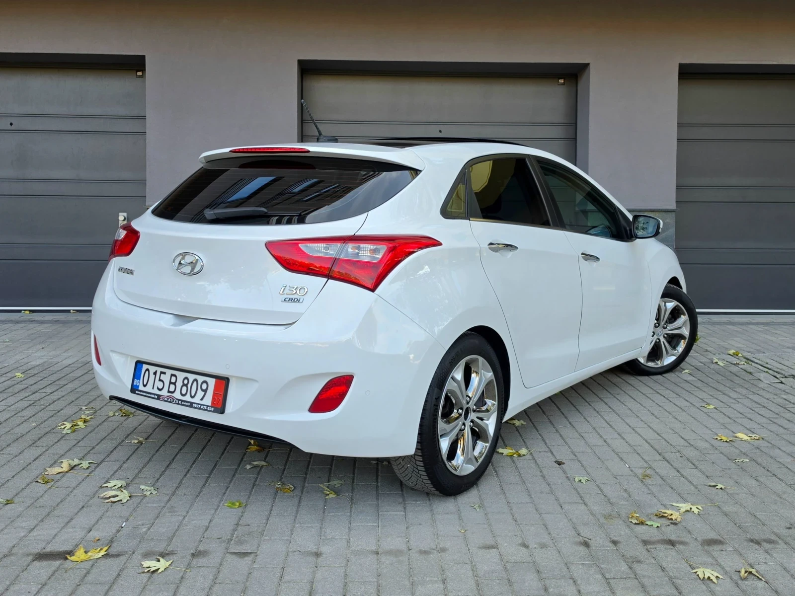 Hyundai I30 1.6 Premium #Navi#, снимка 4 - Автомобили и джипове - 56722661