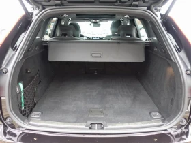 Volvo XC60 Black Edition Ultra B5 AWD, снимка 17