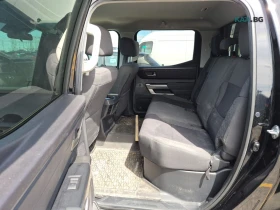 Toyota Tundra SR5 CREW CAB STD BED * AвтоКредит * (ЦЕНА ДО БГ), снимка 14