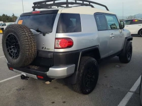 ����� �� �������� �� Toyota Fj cruiser * 4WD 4dr * 2 �����* 