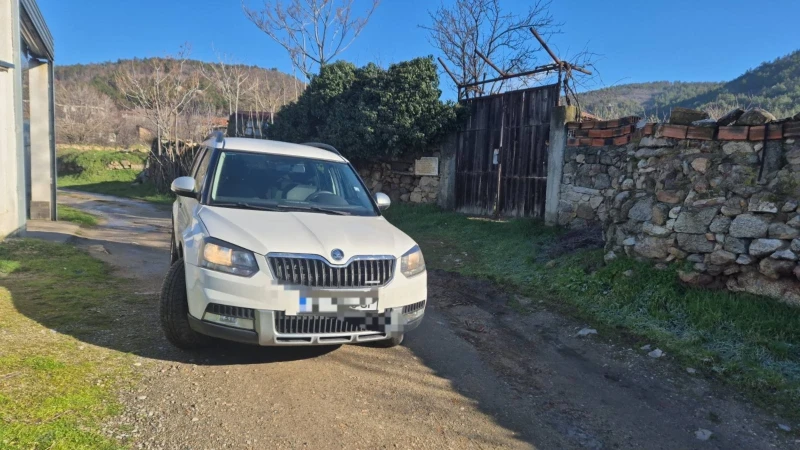 Skoda Yeti, снимка 2 - Автомобили и джипове - 53598423