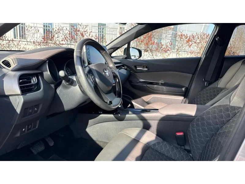 Toyota C-HR 1.8HSD Classy, снимка 12 - Автомобили и джипове - 48769301