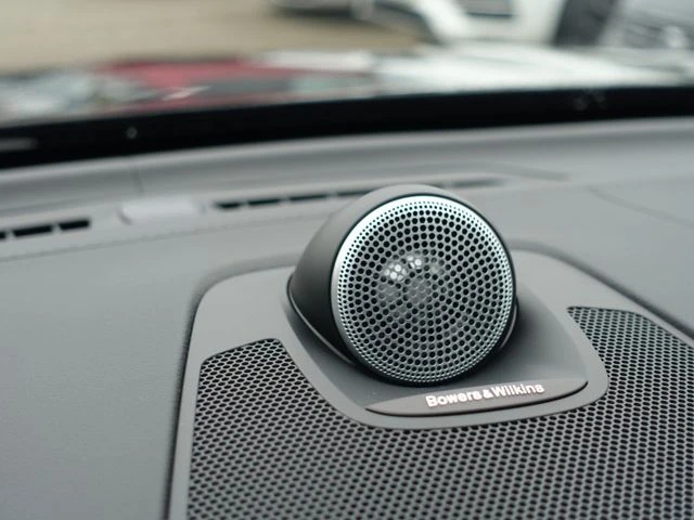 Volvo XC60 Black Edition Ultra B5 AWD, снимка 12 - Автомобили и джипове - 52814407