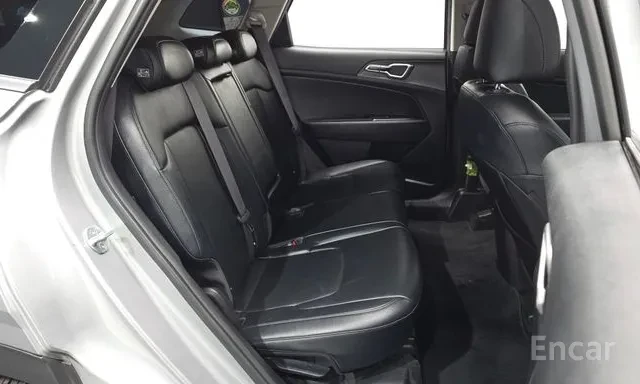 Kia Sportage 2.0D | 4WD | КОЖА | LED | , снимка 11 - Автомобили и джипове - 55599534