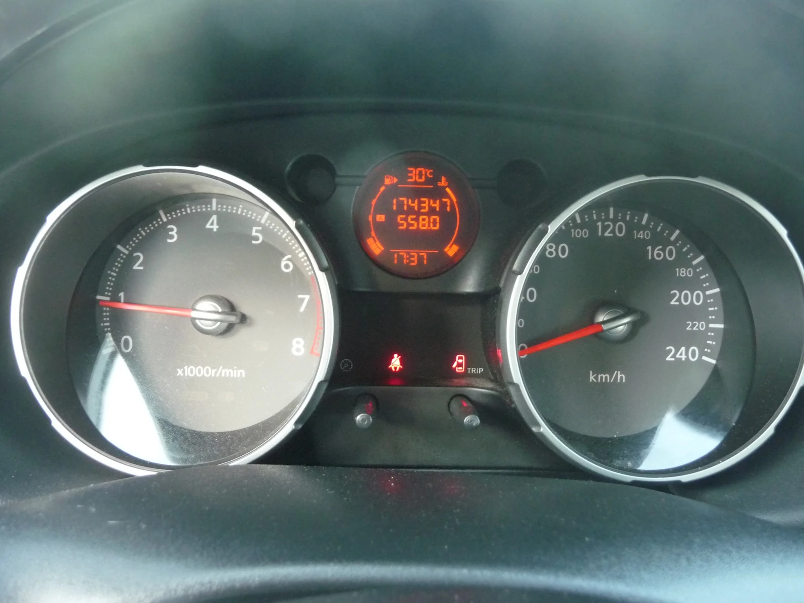 Nissan Qashqai 1.6 ПЕРФЕКТЕН - изображение 9