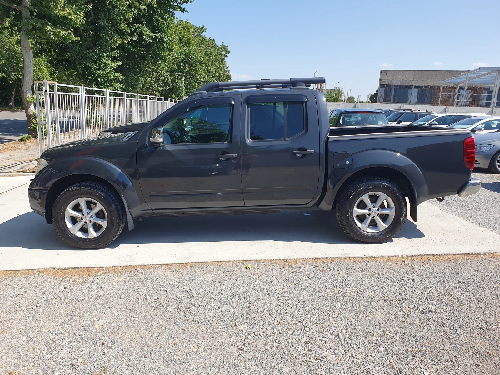 Nissan Navara 2.5/171ks - изображение 4