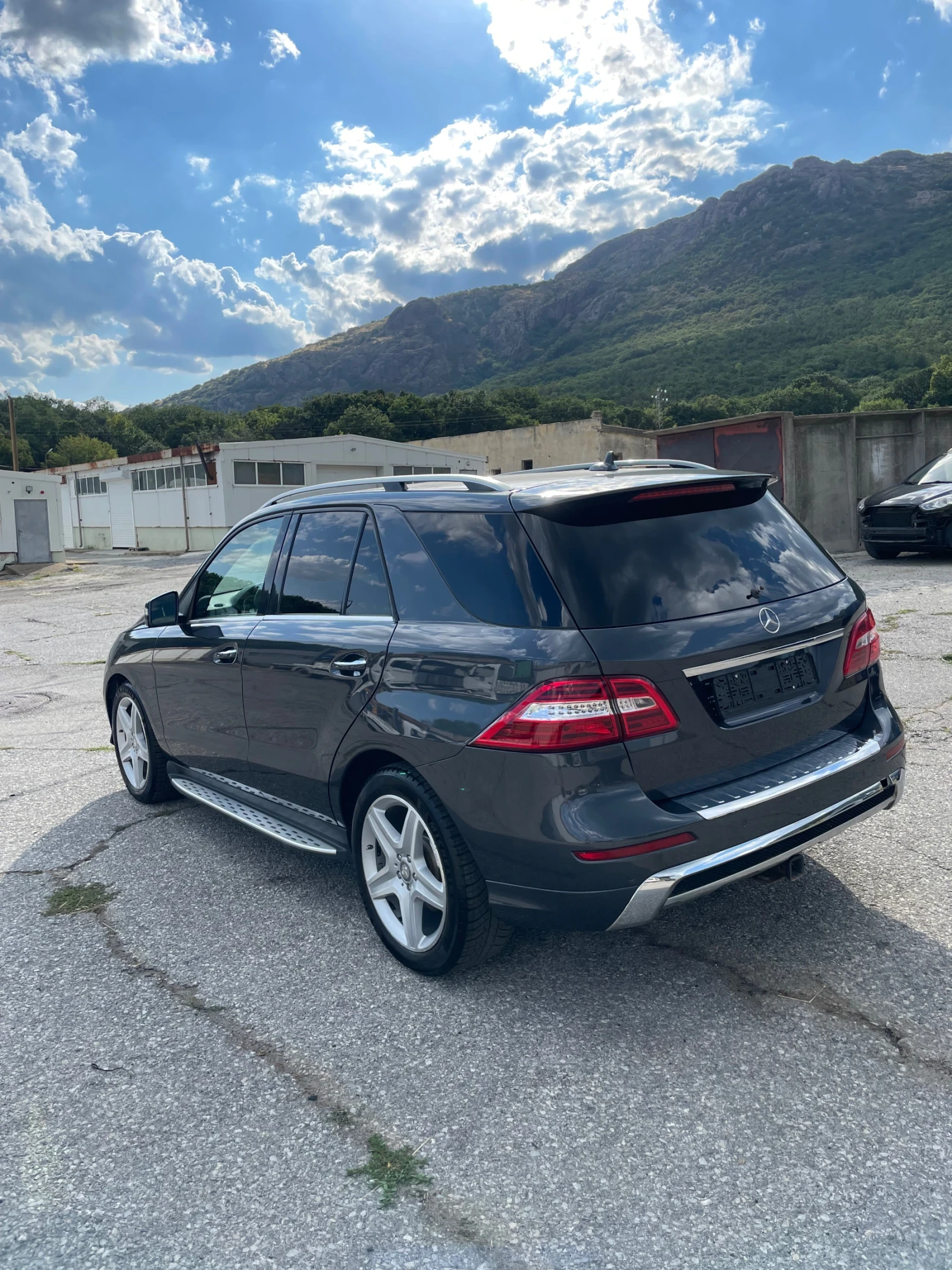 Mercedes-Benz ML 350  - изображение 4