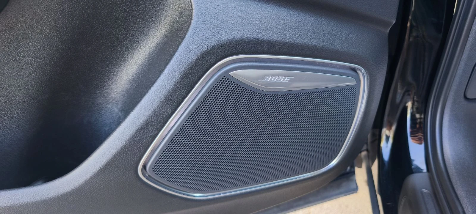 Audi Q3 2.0TDI 4x4 avtomat 150kc - изображение 3