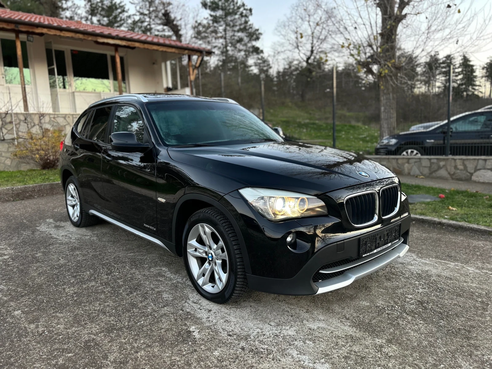 BMW X1 20D xDrive PANO XENON - изображение 2