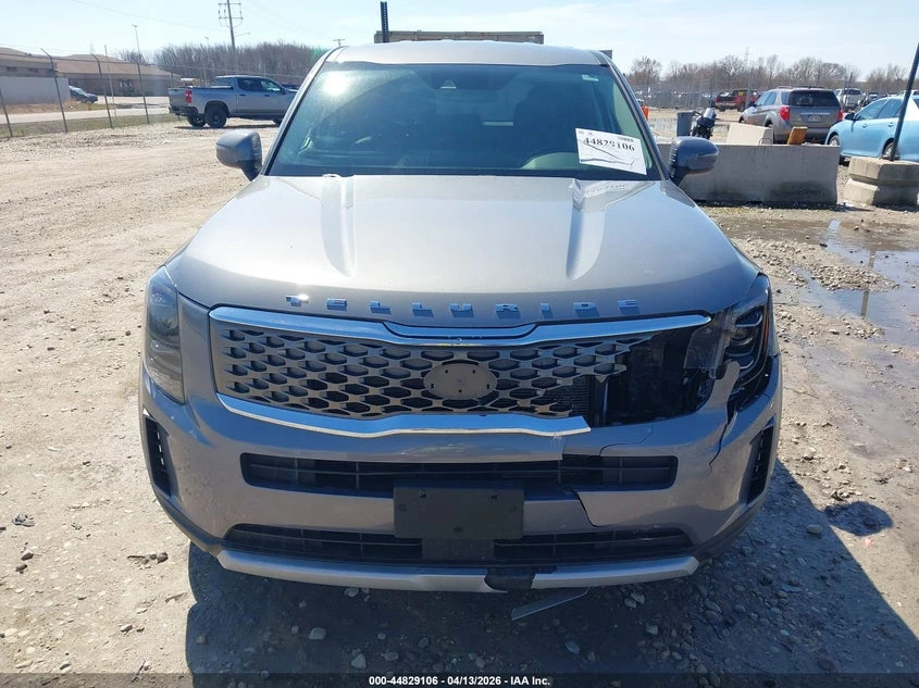 Kia Telluride 3.8l Lx, снимка 6 - Автомобили и джипове - 54242388