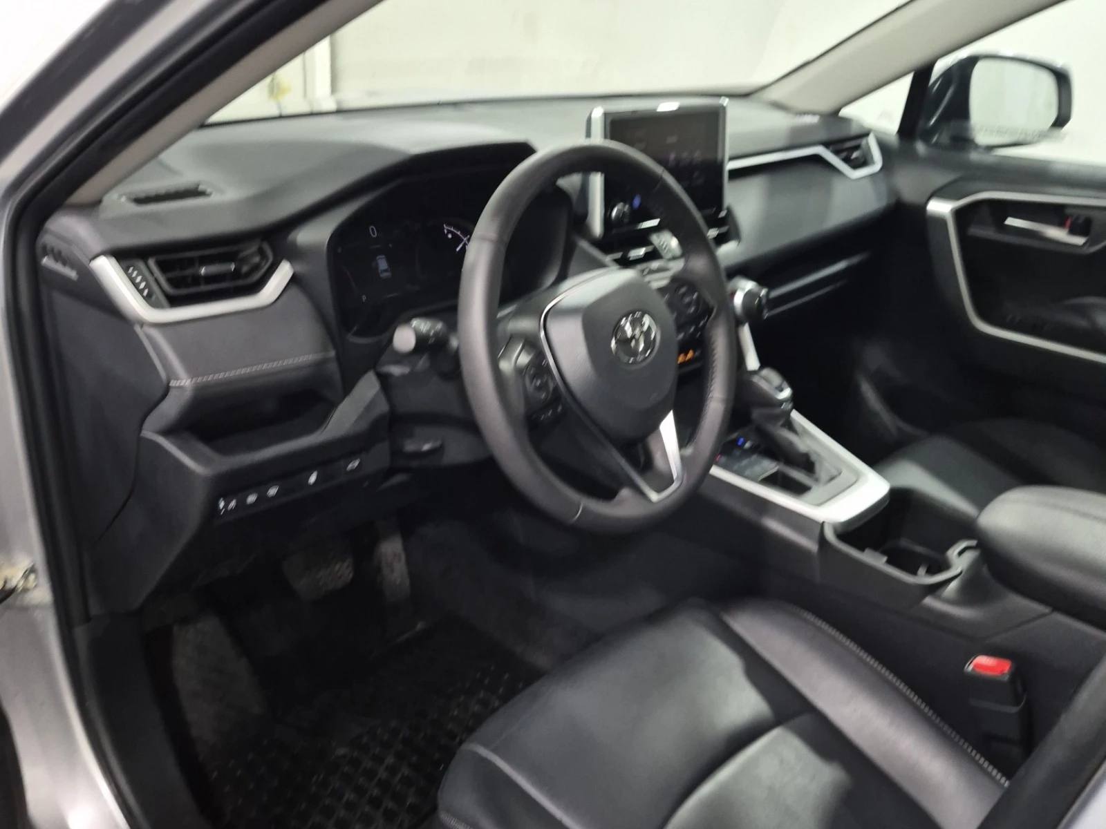 Toyota Rav4 XLE * * CARFAX * * АВТО КРЕДИТ * * , снимка 7 - Автомобили и джипове - 55049563