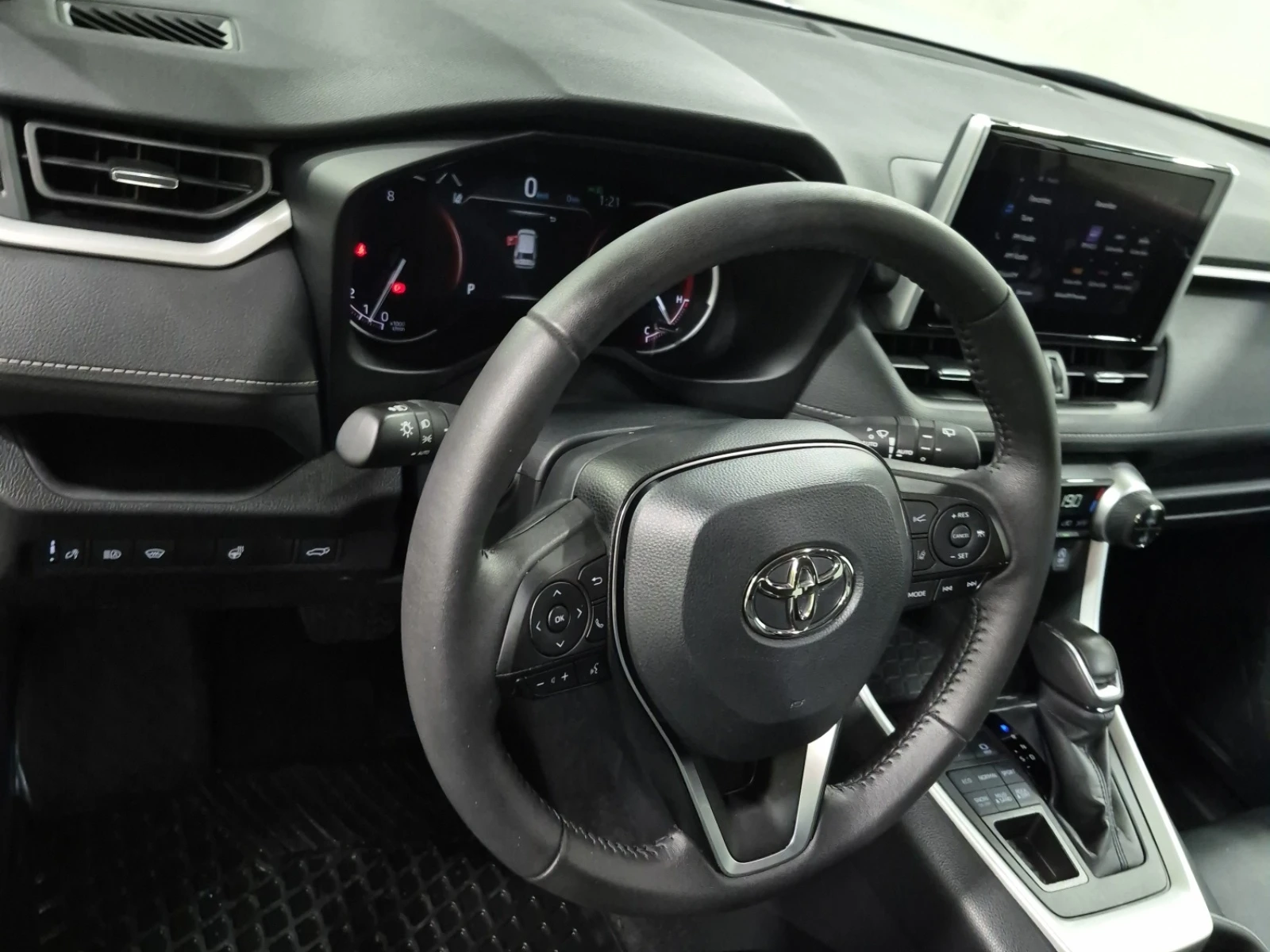 Toyota Rav4 XLE * * CARFAX * * АВТО КРЕДИТ * * , снимка 8 - Автомобили и джипове - 55049563