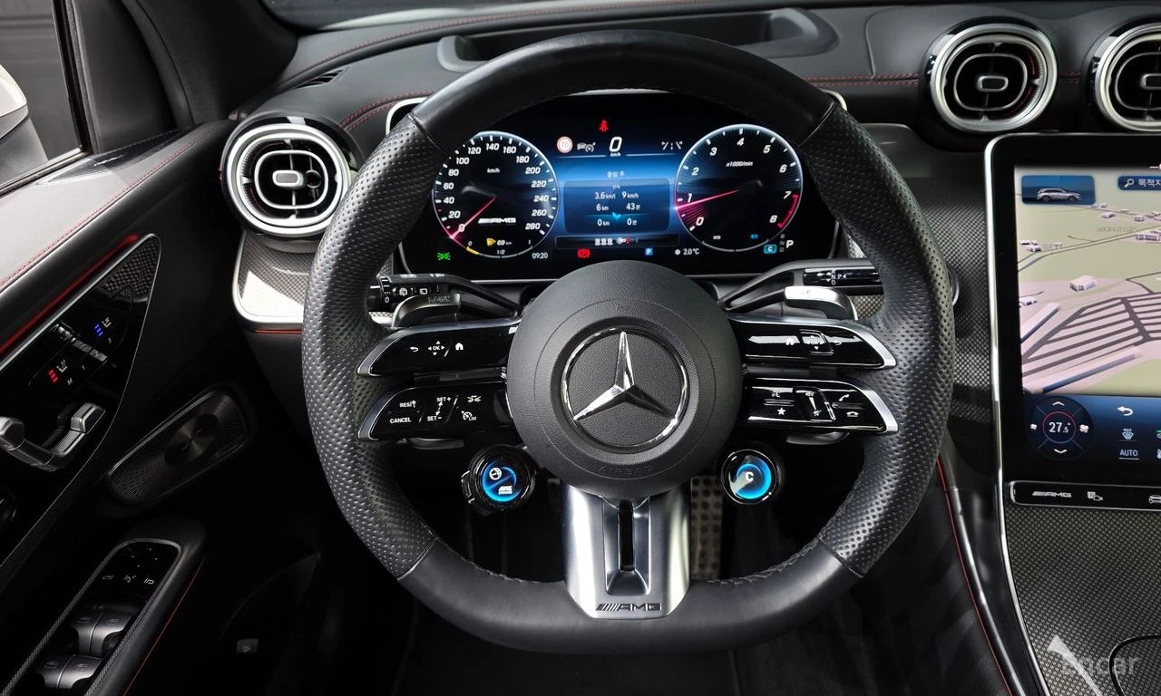 Mercedes-Benz GLC 43 AMG 4MATIC* BURMESTER* DISTRONIC* HEAD-UP* 360* , снимка 8 - Автомобили и джипове - 55475909