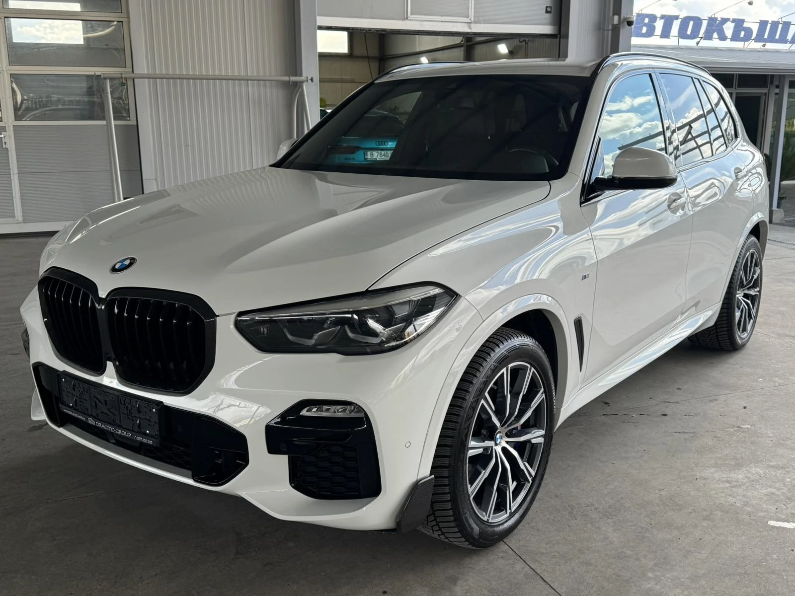 BMW X5 3.0d* 265ps* M Sport* SWAROVSKI* Distr* CARBON H/K