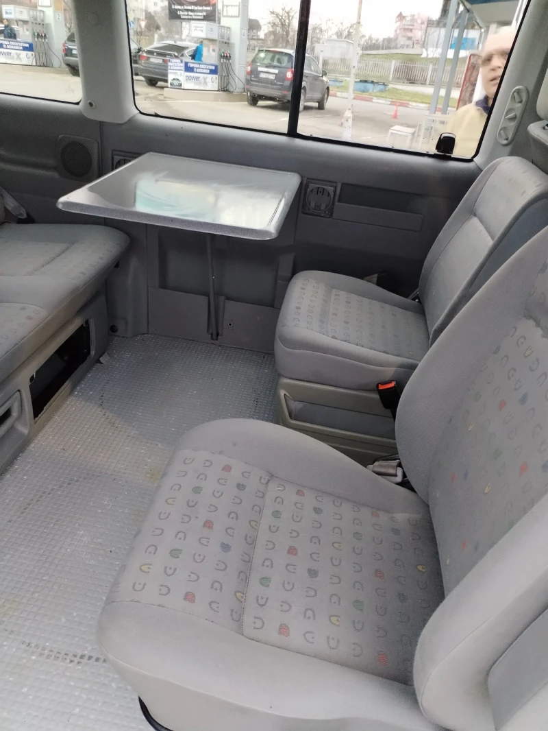 VW T4, снимка 7 - Бусове и автобуси - 53262536