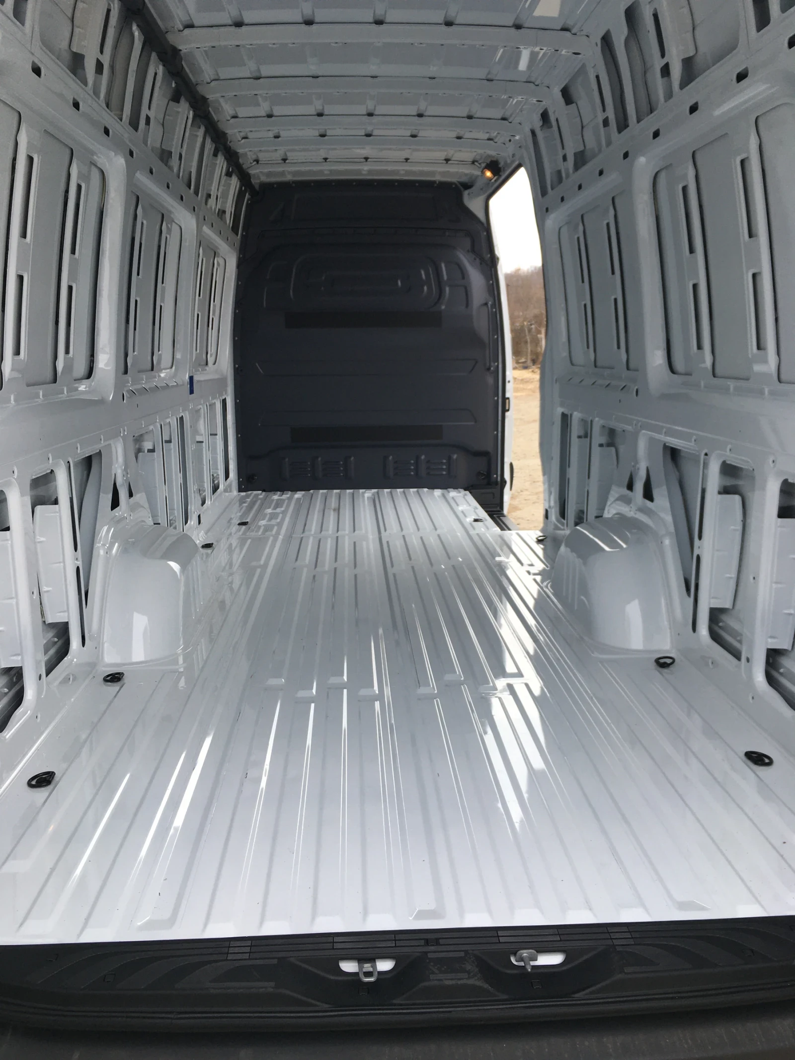 Mercedes-Benz Sprinter  - изображение 8