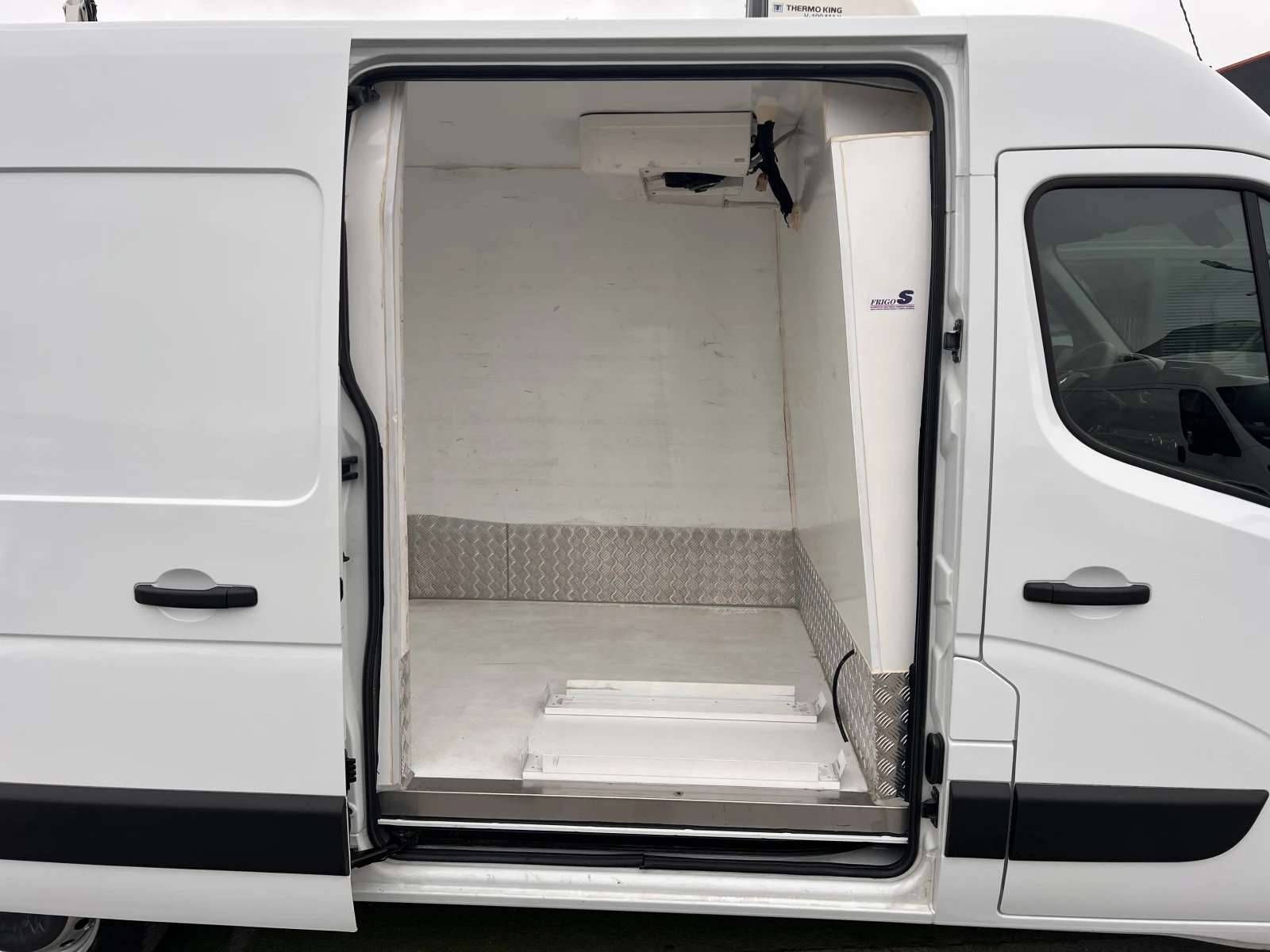 Renault Master Life/L2H2/2.3DCI/136k.c./6MT/N1/�������� 0-8 � | Mobile.bg � ����������� 13