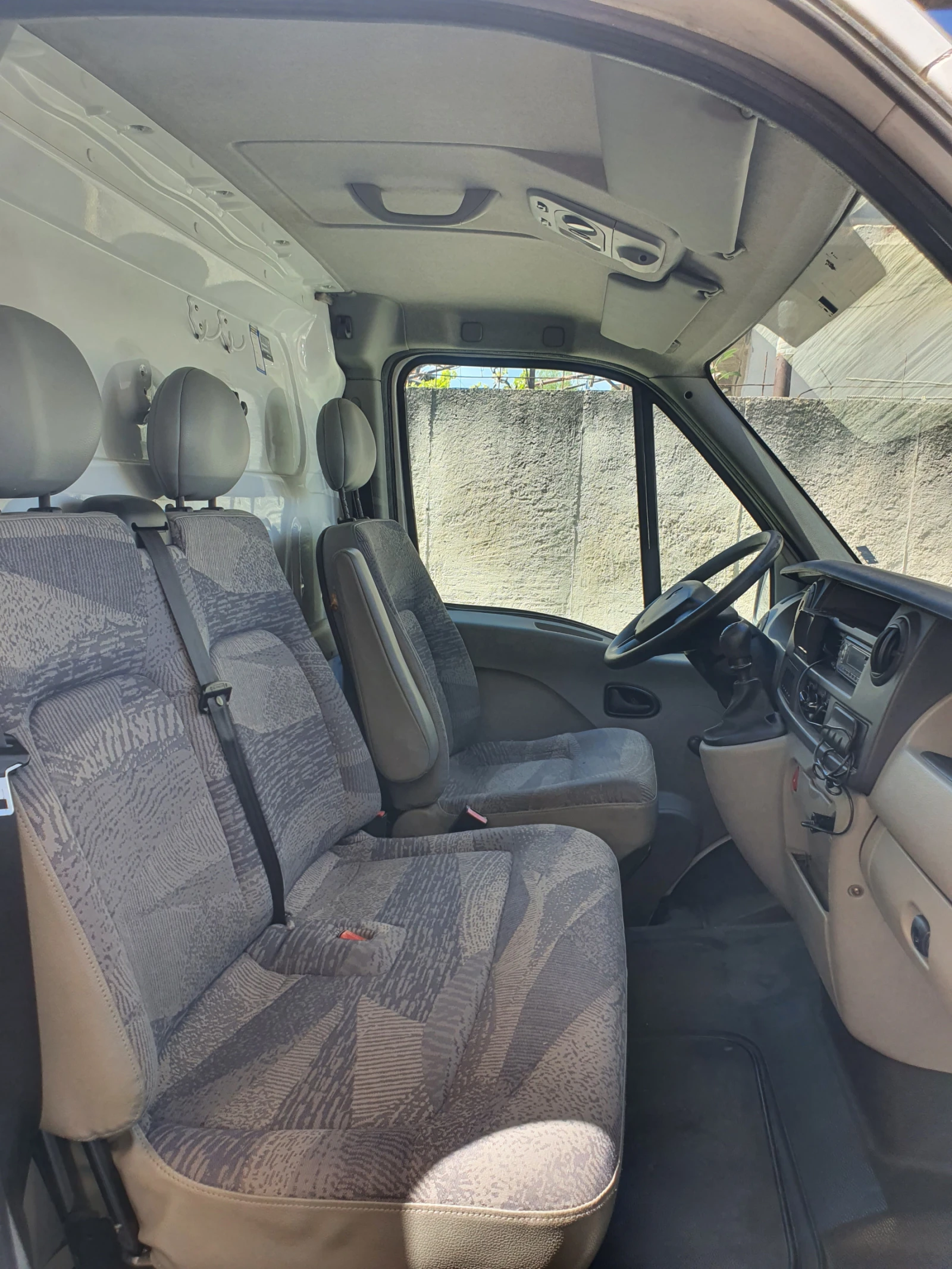 Renault Master Дълга база, снимка 5 - Бусове и автобуси - 54331228