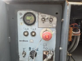 Автовишка Друга марка Ножична Skyjack SJ6832 RTE 4х4  HIBRID, снимка 13