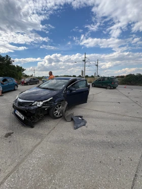 Toyota Avensis 2.0 D4D, снимка 11