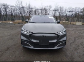 Ford Mustang Mach-E Select AWD, снимка 12