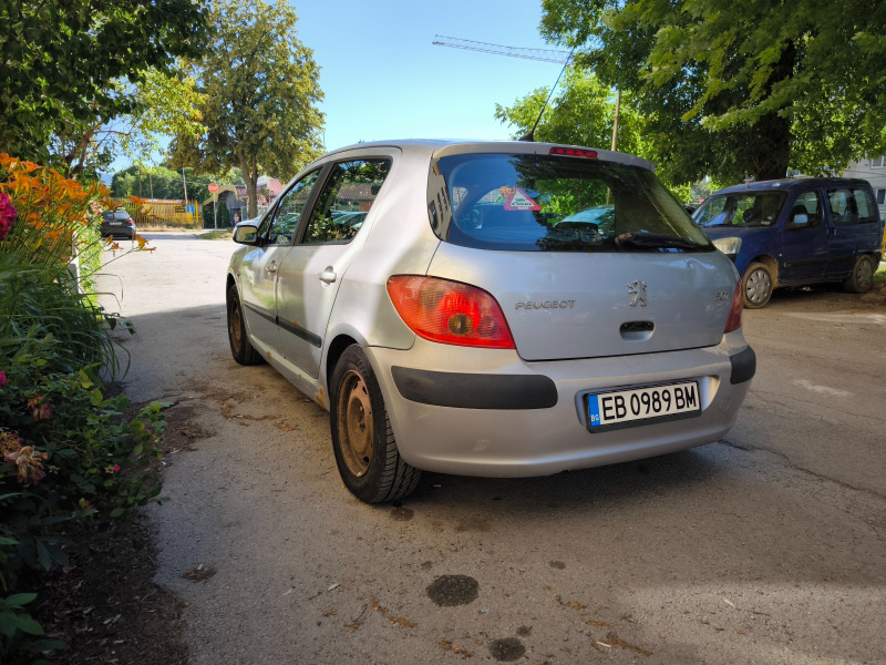 Peugeot 307 2.0i Hatchback, снимка 4 - Автомобили и джипове - 46217247