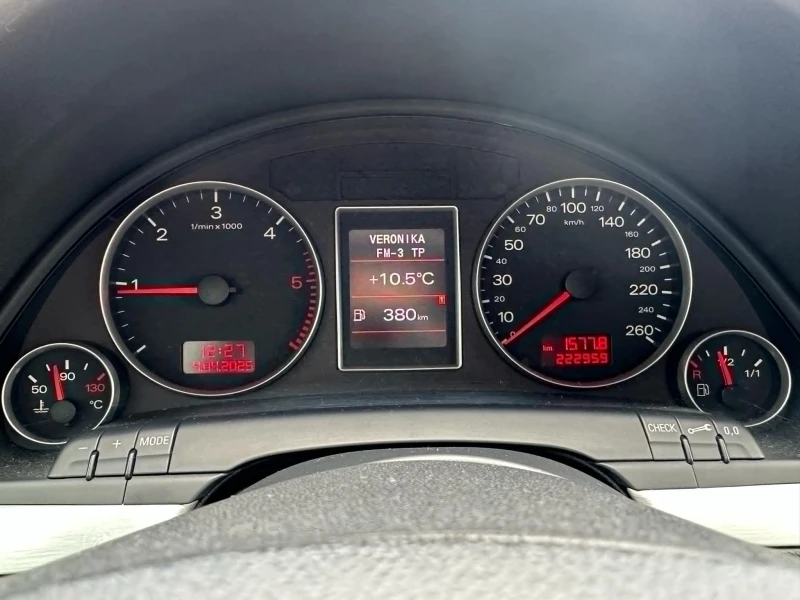 Audi A4, снимка 7 - Автомобили и джипове - 52427147