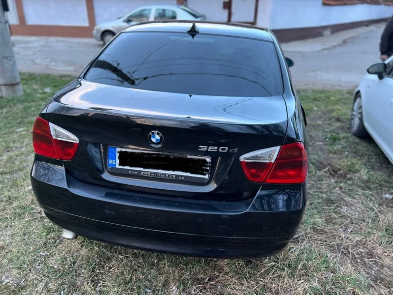 BMW 320 M paket, снимка 4 - Автомобили и джипове - 52460529