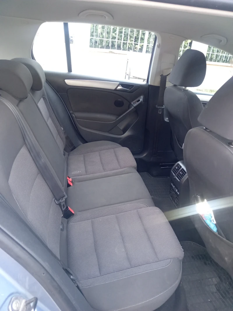 VW Golf, снимка 5 - Автомобили и джипове - 52978891