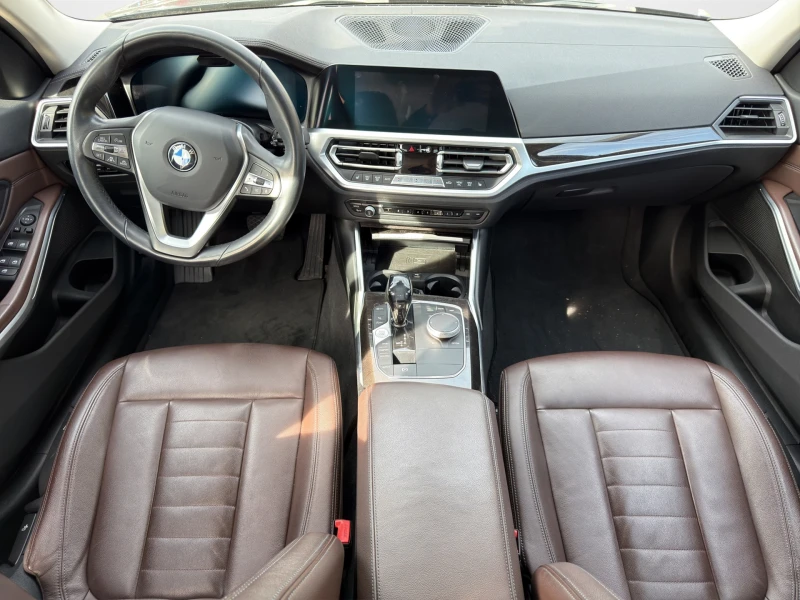 BMW 320 xDrive, снимка 7 - Автомобили и джипове - 53538429