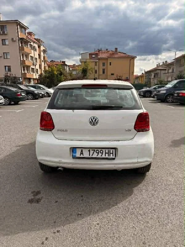 VW Polo 1.6 TDI 90к.с, снимка 4 - Автомобили и джипове - 53982833