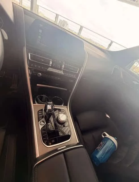 BMW 850 * xDrive * CARFAX * DISTRONIC * 360 * HEAD UP, снимка 7 - Автомобили и джипове - 54425043