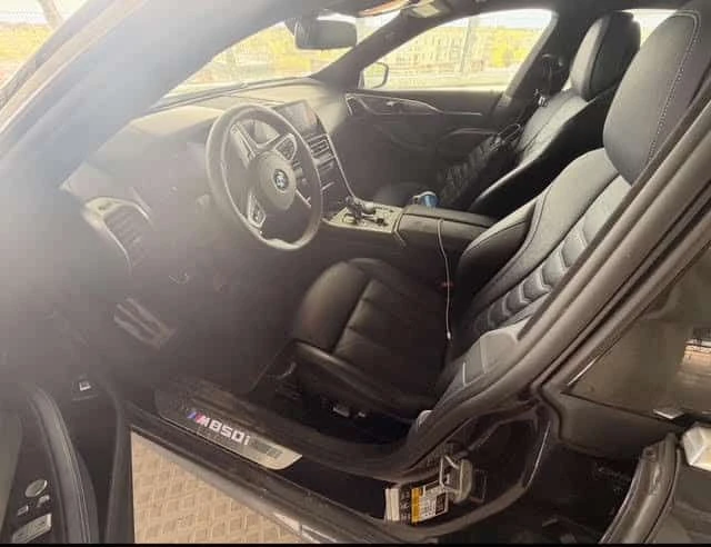 BMW 850 * xDrive * CARFAX * DISTRONIC * 360 * HEAD UP, снимка 5 - Автомобили и джипове - 54425043