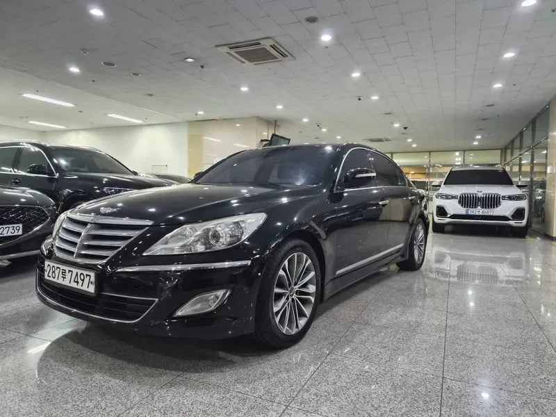 Hyundai Genesis 3.3, снимка 2 - Автомобили и джипове - 54618067