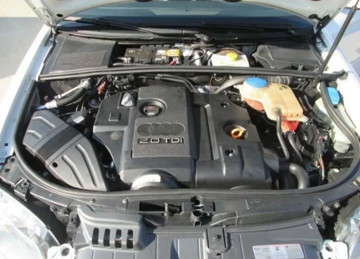 Audi A4 2.0 TDI, снимка 3 - Автомобили и джипове - 55405614