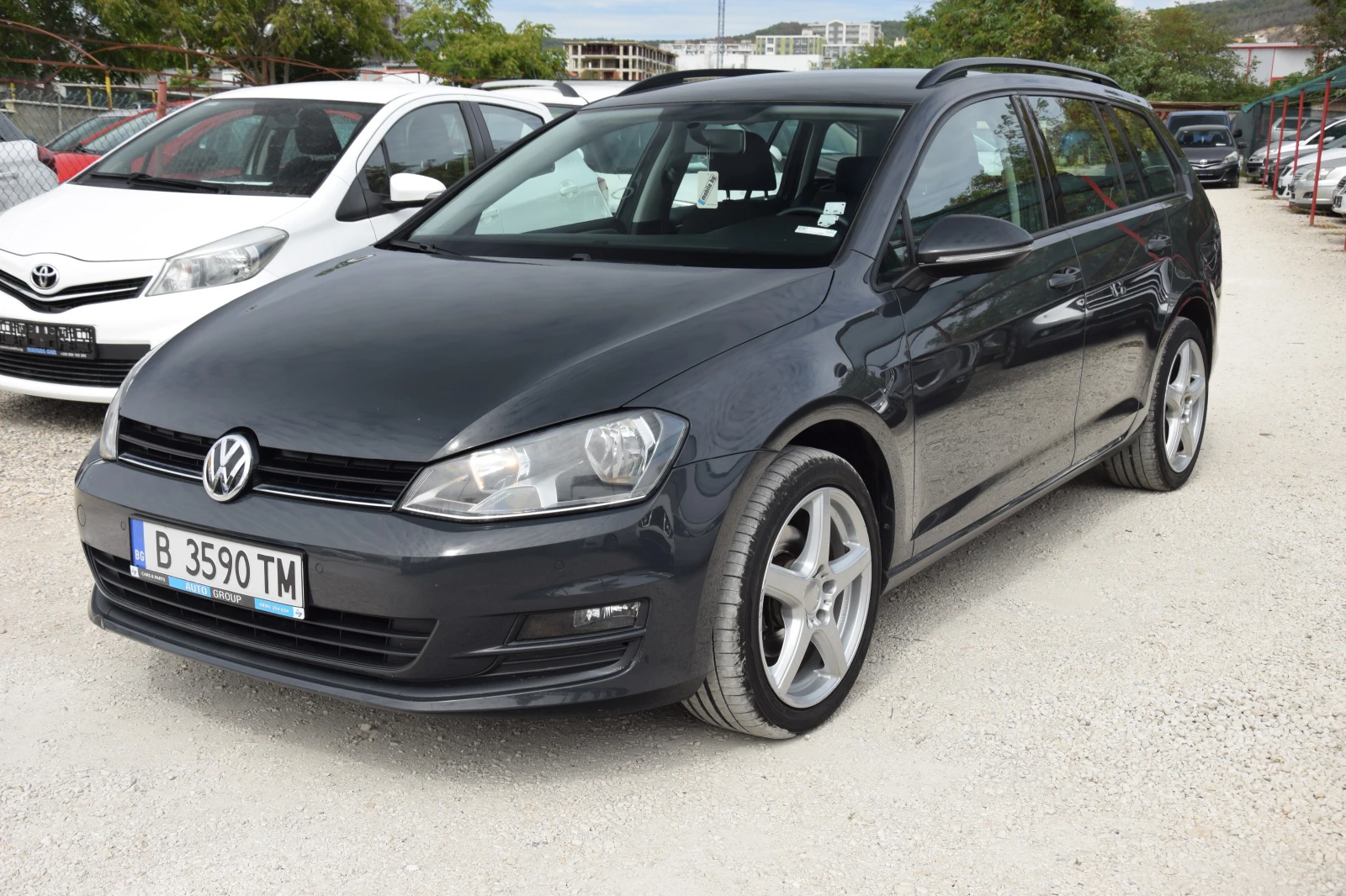 VW Golf 1.6TDI AUTOMATIC - изображение 3