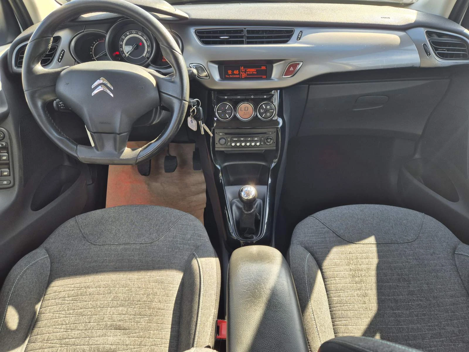 Citroen C3 1.6HDI 100кс. Евро 6 - изображение 7